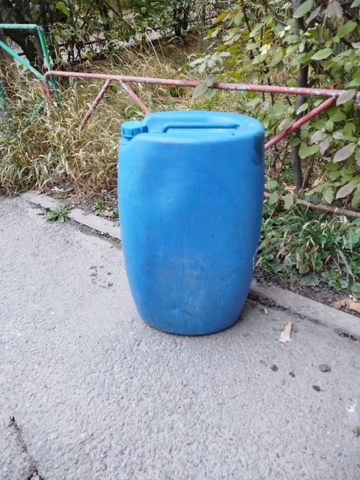Канистра, бак для воды, на 60л.