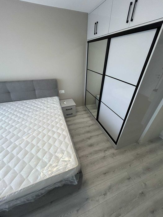 Продава се Двустаен апартамент в Пловдив, Христо Смирненски - 75 кв.м за 2800 €/кв.м - Снимка #4