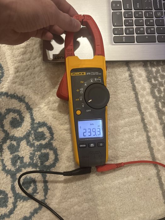 Fluke токовые клещи . мультиметр