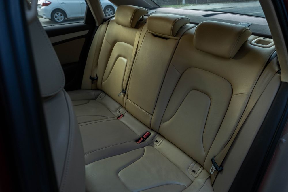 Audi a4 limuzină diesel 190 cai 2015