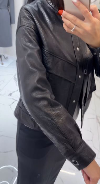 Продам кожаную куртку (джумбо)