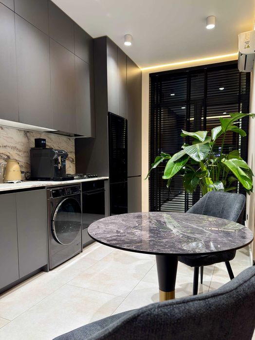 2-комн., 50 м², 9/этаж — клубный ЖК Tiara, р-н IT Park, новый ремонт