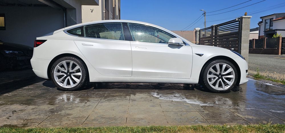 Tesla model 3 Alb perla