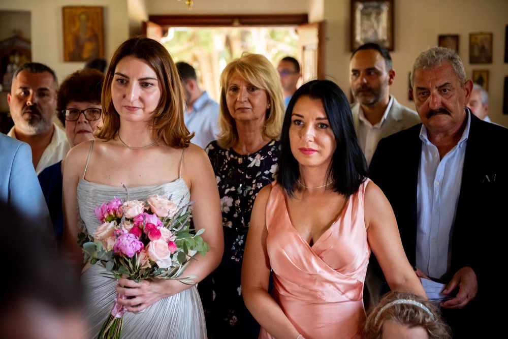 Fotograf Nunți, Botezuri și Cununii | Fotografii Profesionale | Prețuri Avantajoase