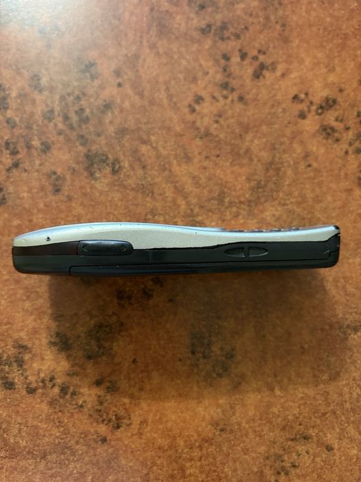 Nokia 6310i със зарядно