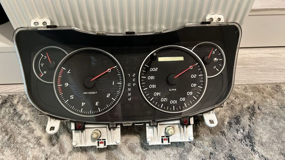 Щиток приборов прадо 120