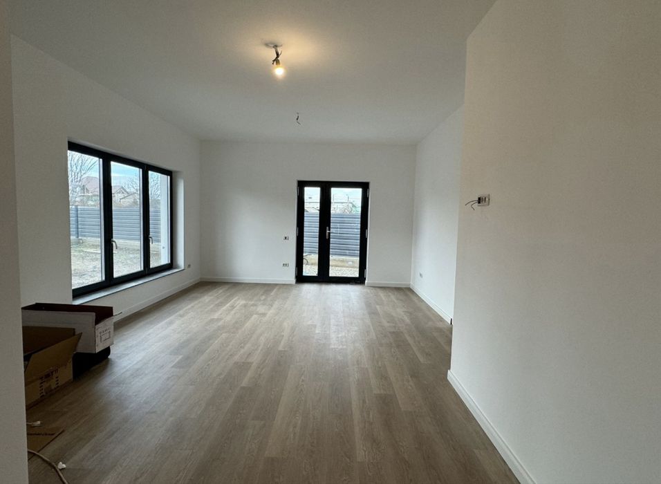 SMARALD RESIDENCE -casa 4 camere