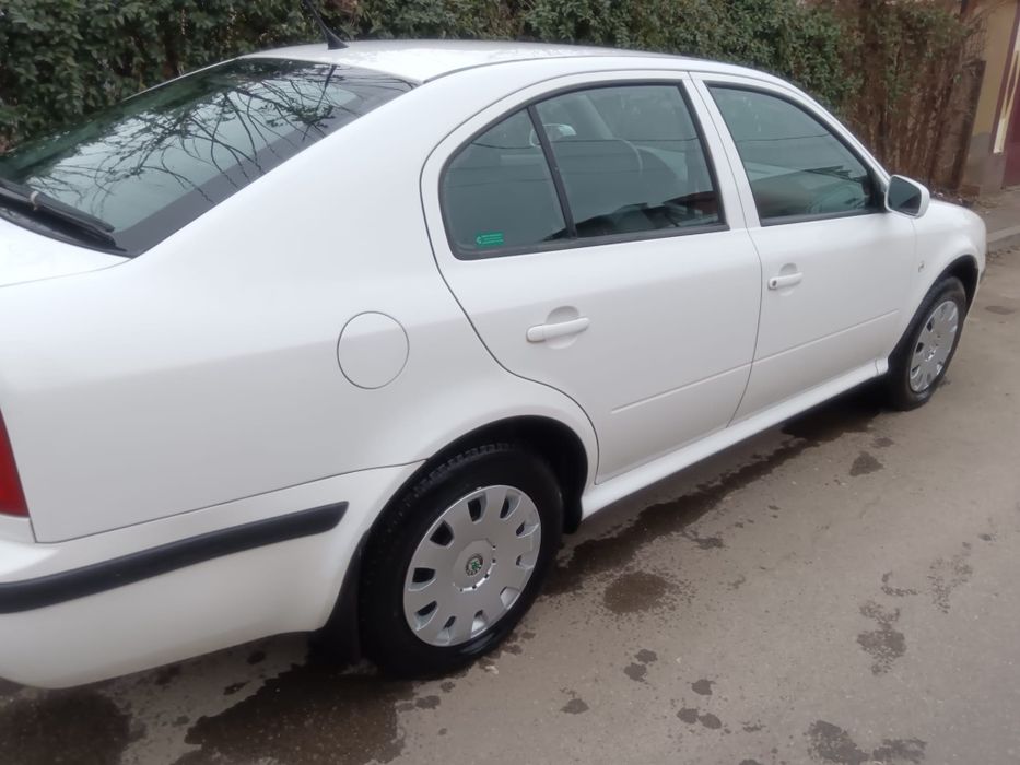 Skoda Octavia Tour 1-1.6MPI-102Cp-2008-Ac.Proprietar în acte