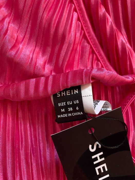 Розов сет от 3 части от Shein