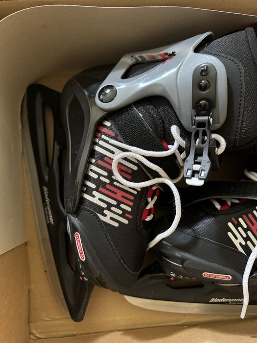 Детские коньки Bladerunner by Rollerblade (32-37)