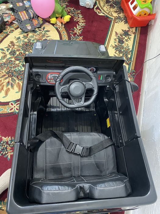 Машина электромобиль