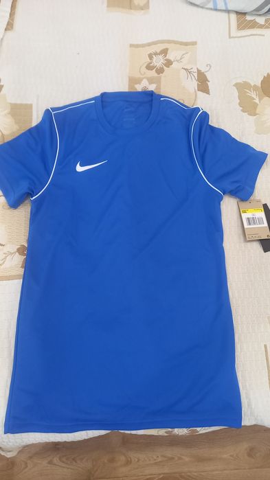 Футболка adidas 46размер