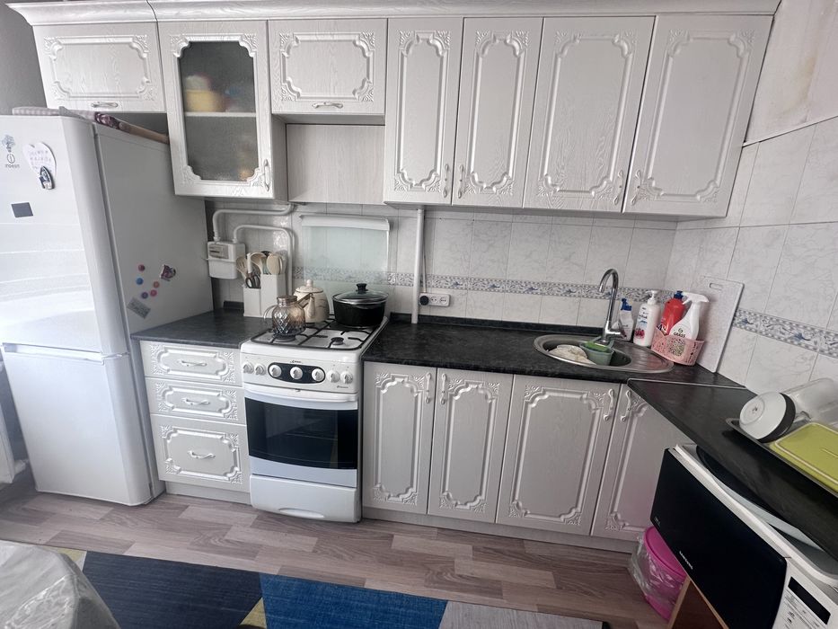 Продам гкх,.гарнитур, диван и шкаф купе