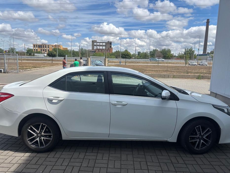 Toyota Corolla 1.6  benzina