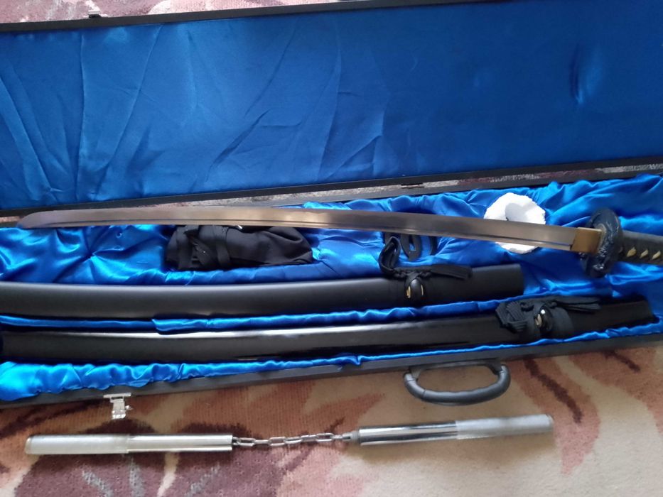 Sabie magnum akito lama 102 cm cu accesorii