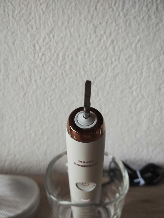 Philips Sonicare HX9330 DiamondClean 62000 движения в минута