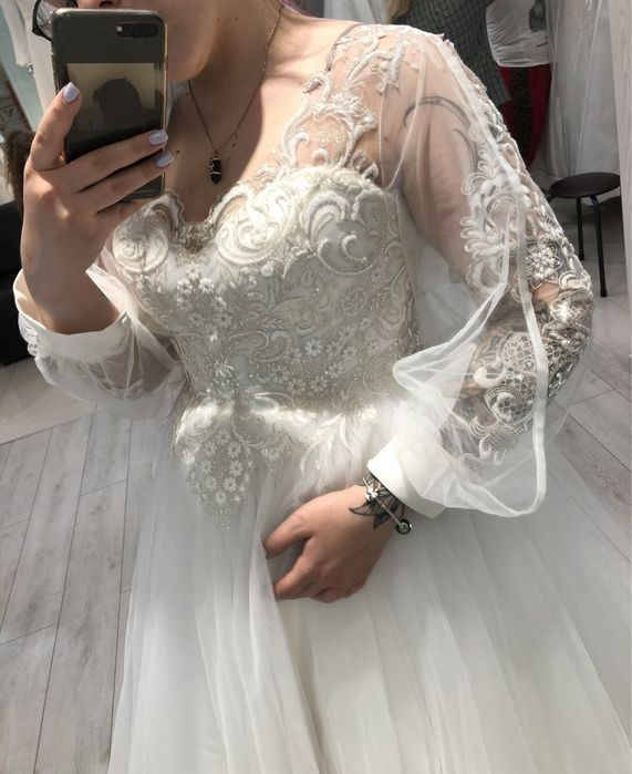 Свадебное платье