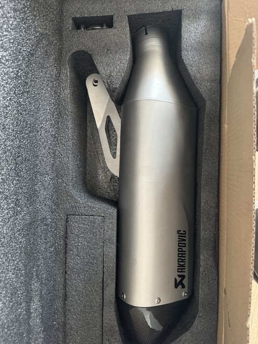 Toba originala S1000RR M1000rr Akrapovic 9830216