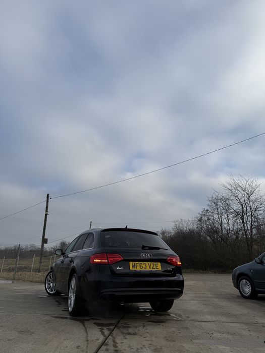 Piese audi a4 b8.5 motor 2.0 CGLC cod LZ9 Y