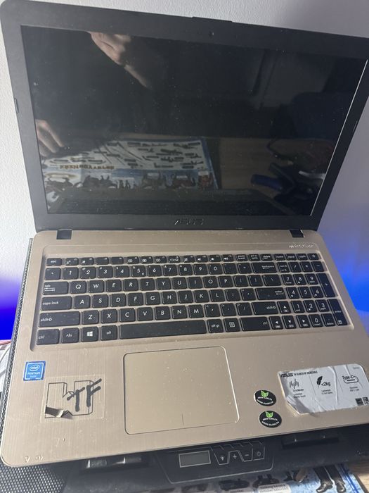 Laptopuri Asus