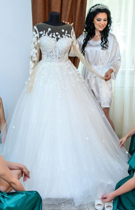Rochie mireasă prințesă unicat, mărime 36-38, trenă + accesorii inclus