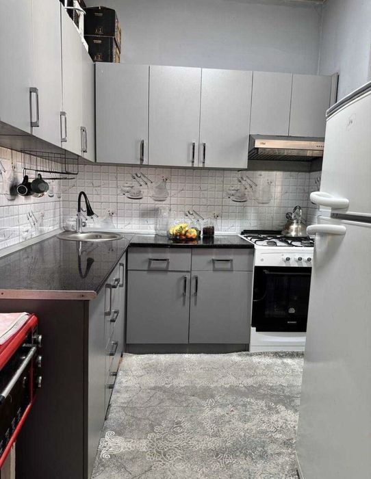 Продается квартира Ялангач, Эко базар 2/4/4