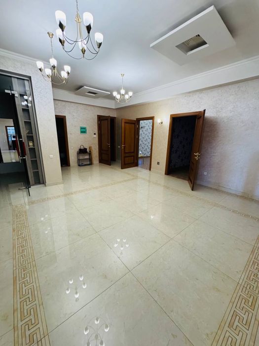 Продается 4х комнатная квартира на Чехова Бон