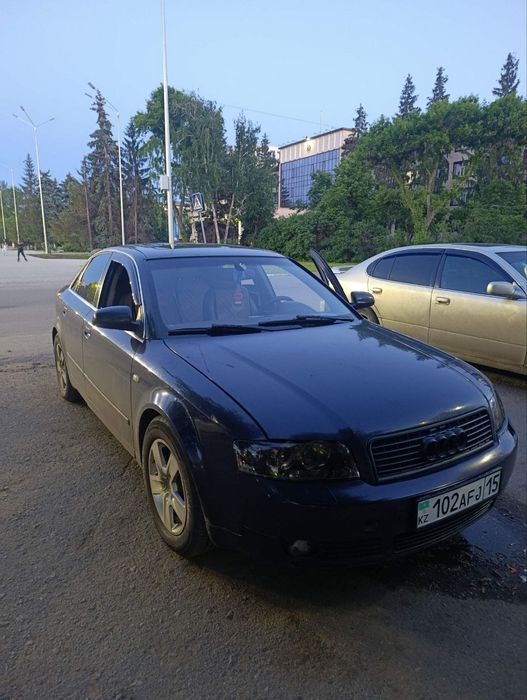 ПРОДАМ своего железного коня Audi A4 B6 нового поколения