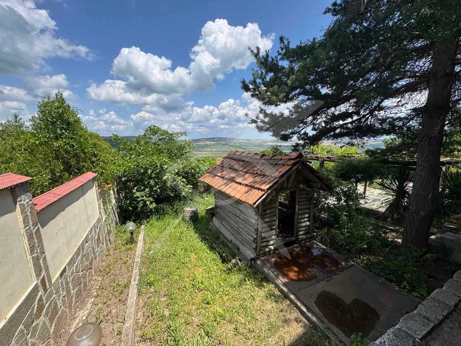 Две Вили - Айтос