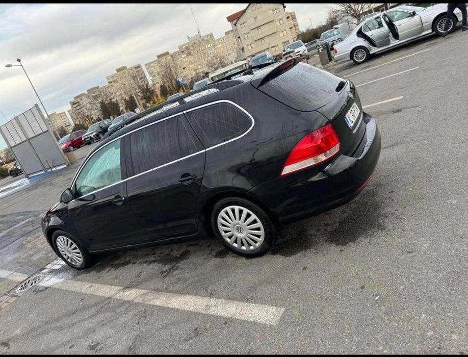 Vând Golf 5 1.9 105cp