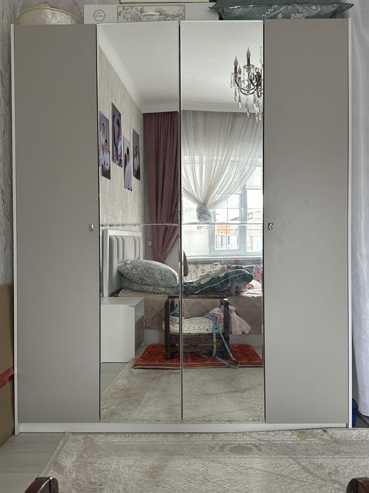 Жаналай шкаф сатамын!