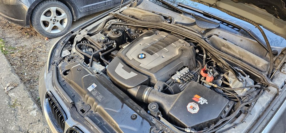 Продавам BMW E60 550i на части.