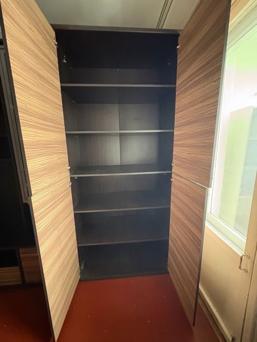 Продаю гостиную стенку