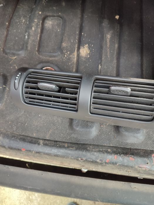 Vând piese și interior Mercedes w203 C200CDI