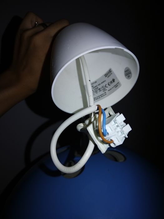 Vand lampa albastra ikea