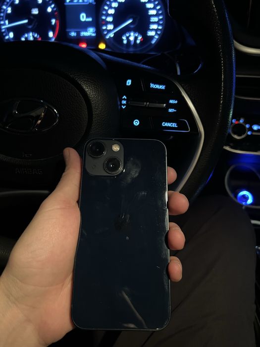 Iphone 13 mini в хорошом состоянии
