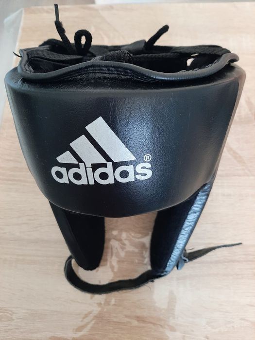 Шлем для бокса +перчатки