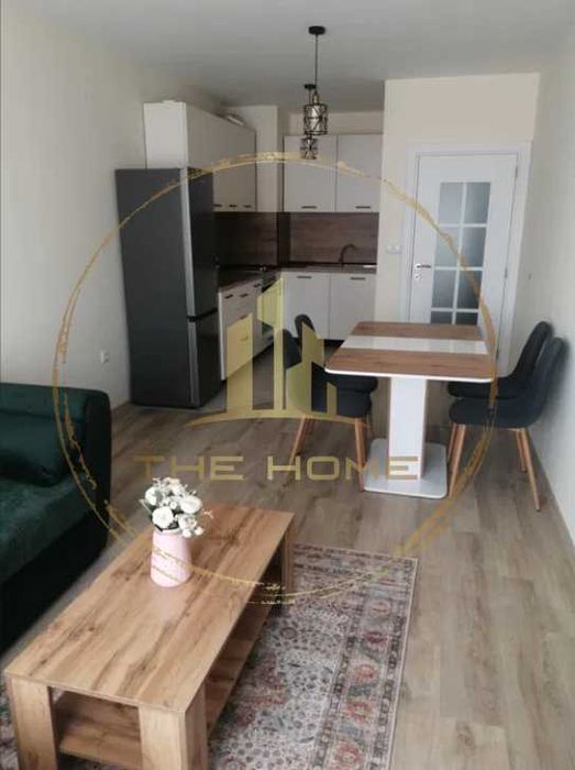 Дава се под наем Двустаен апартамент в Варна, Цветен квартал - 65 кв.м за 600 € - Снимка #1