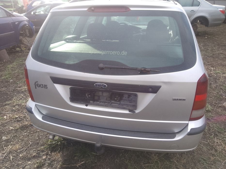 Dezmembrez Ford focus 1 1 8 Tddi Anul 2000