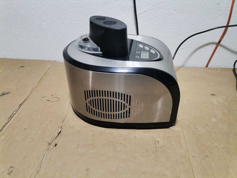 Машина за сладолед - Vonshef  150 W