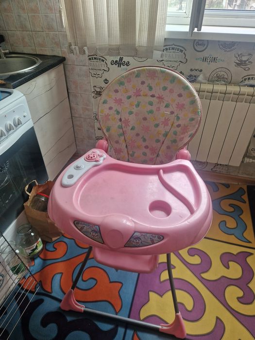 Стульчик для кормления