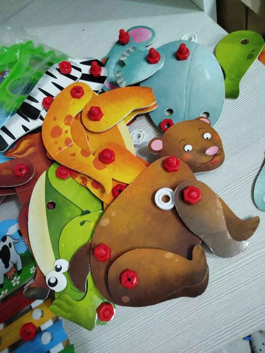 Продам набор развивающих игрушек