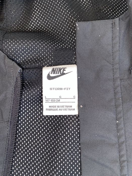 Ветровка Nike, размер 147-158 см.