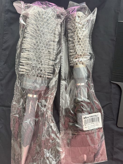 Продам набор для парикмахера брашинги  расчестки