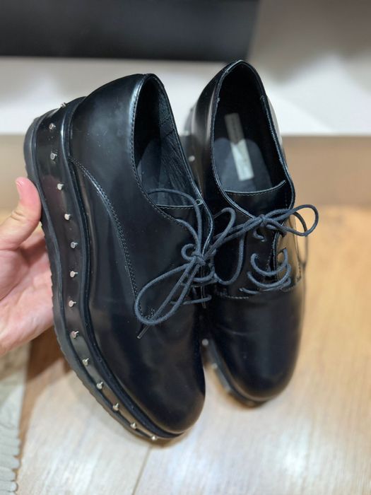 Осений ботинка сатылады