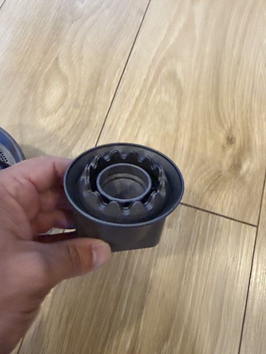Лот различни приставки за сешоар Dyson