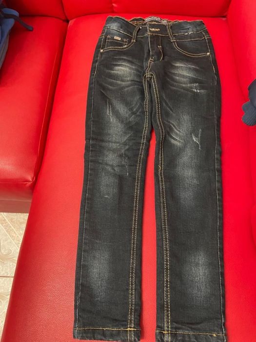 Blugi groși pentru băieți