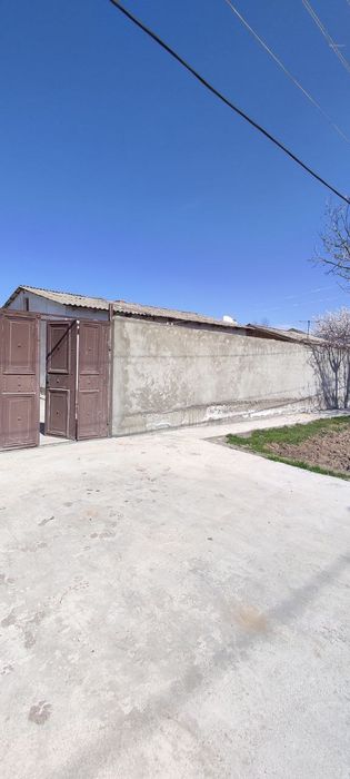 Кибрай тумани Ок-ковок м.ф.й да 4хона 6сотик хонадон сотилади