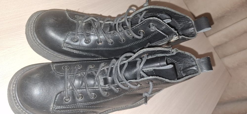 Ботинки демисезонные на девочку р.36