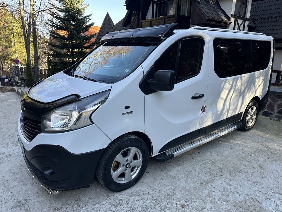 Vand sau schimb Renault Trafic 3 an  2015 cu autoplatforma BA14